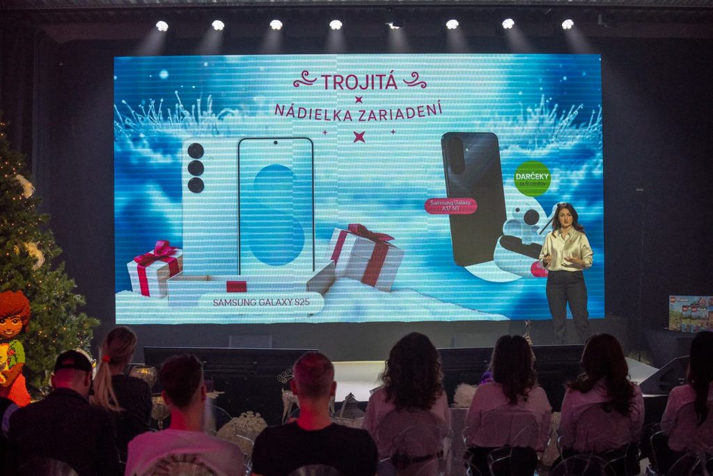 Telekom. Trojitá nádielka